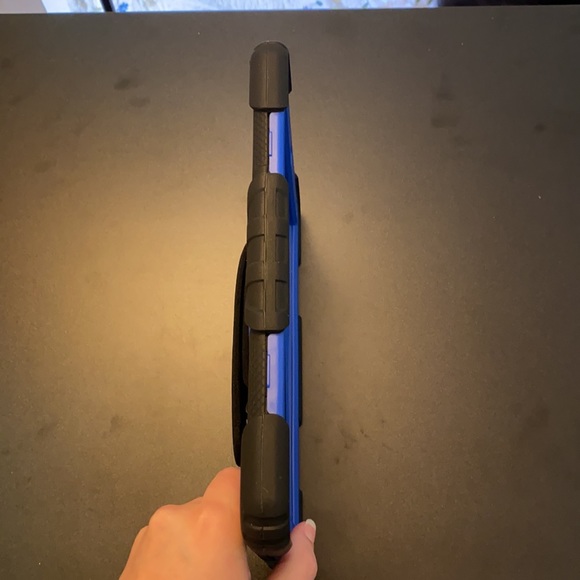 iPad Air 3 protective case - Picture 5 of 8